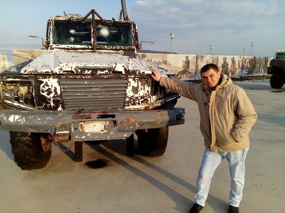  ,   Alexey, 44 ,   ,   , c , 