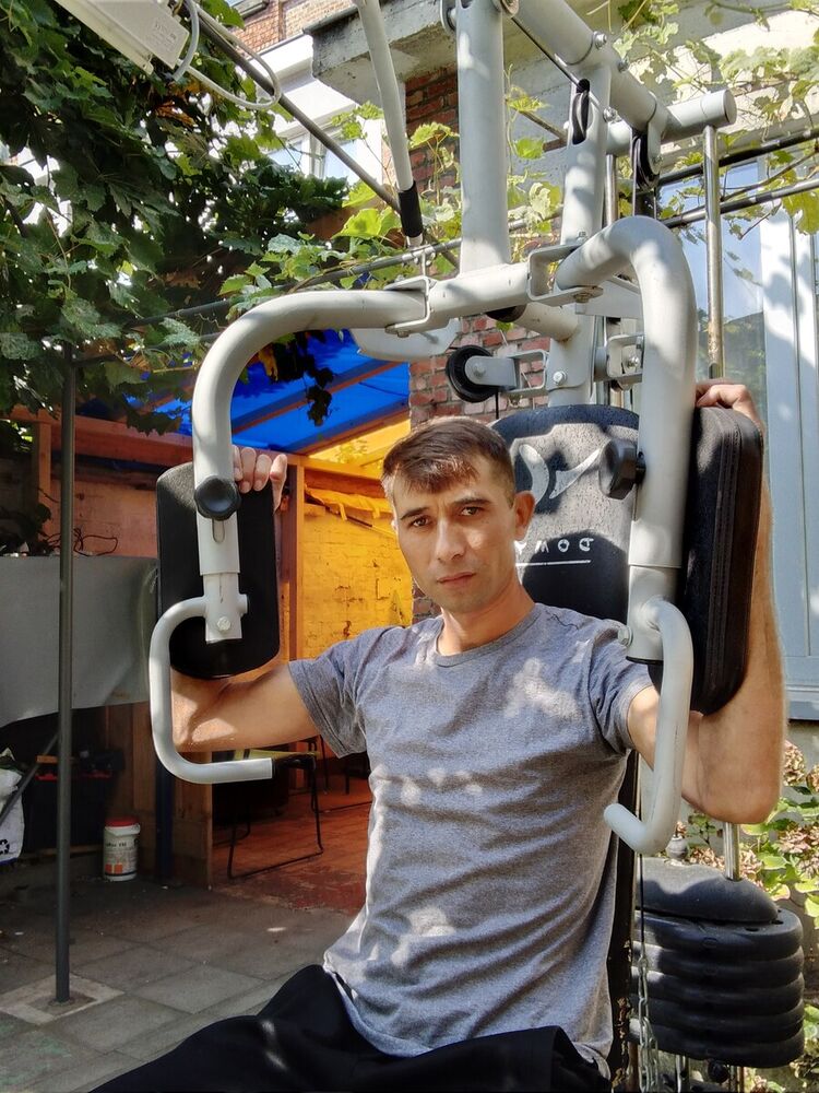  ,   Ivan, 41 ,  