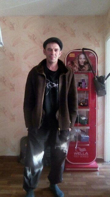  41787154  Dima, 44 ,     