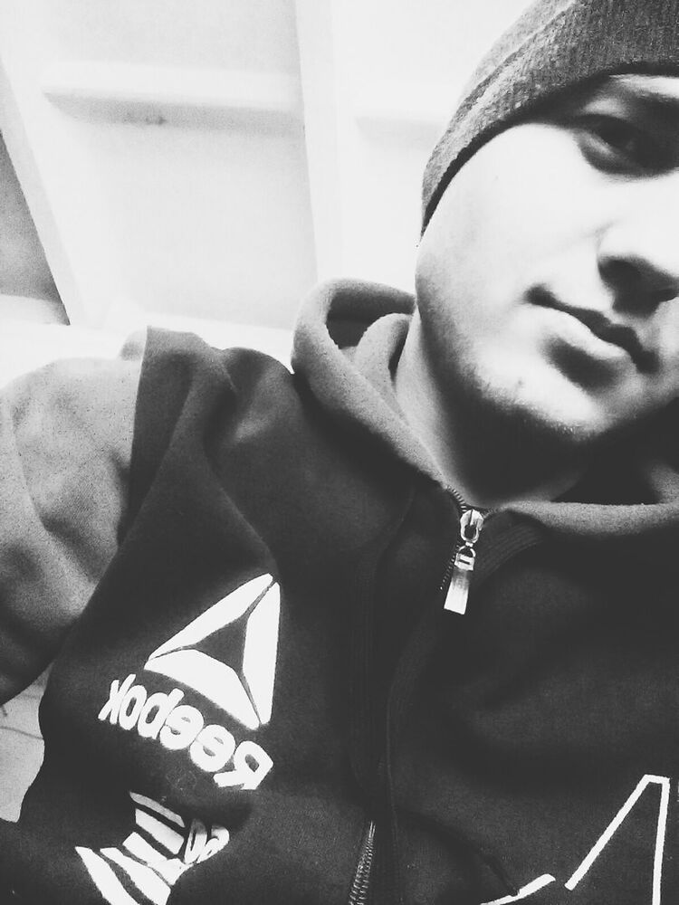  ,   AlexandeR, 26 ,   ,   , c 