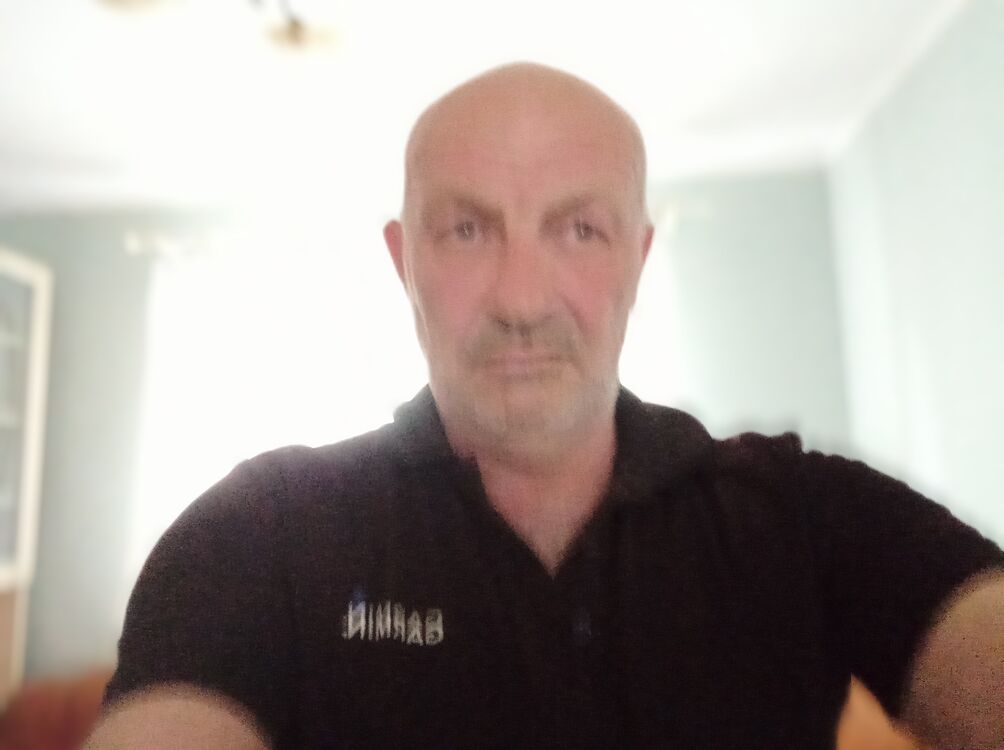  ,   Viktor, 62 ,   ,   