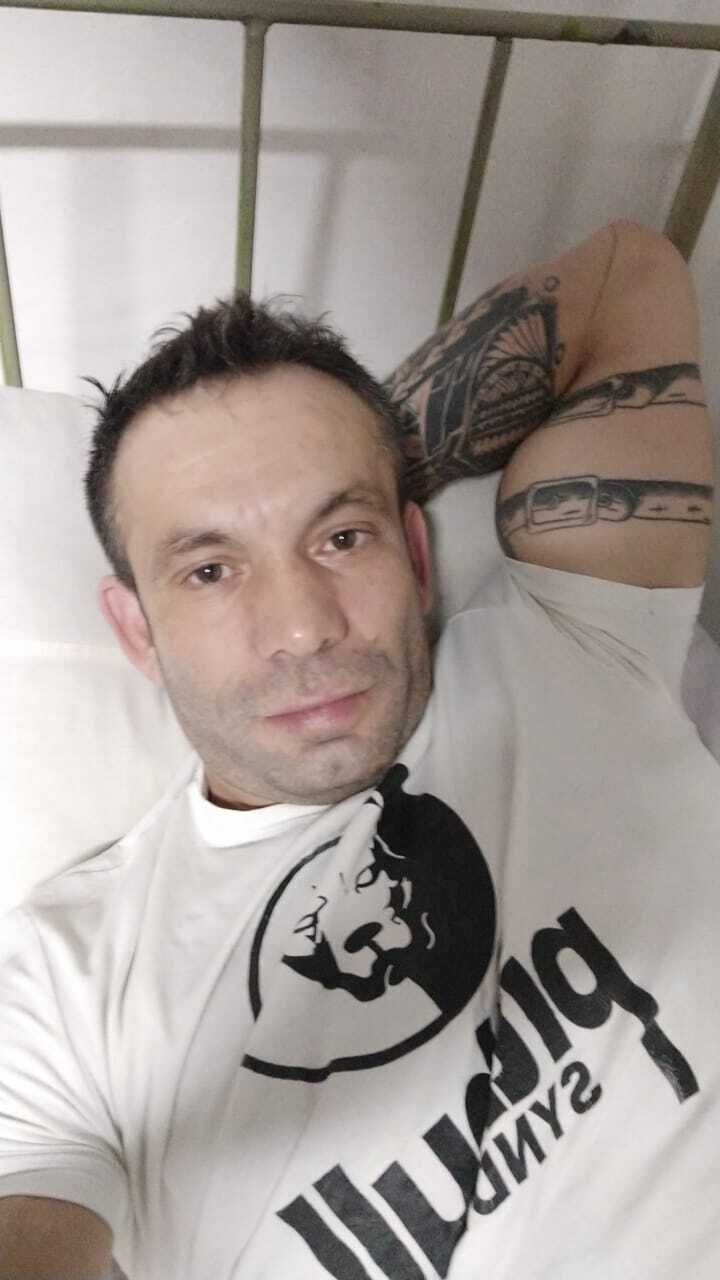  48946254  , 37 ,    