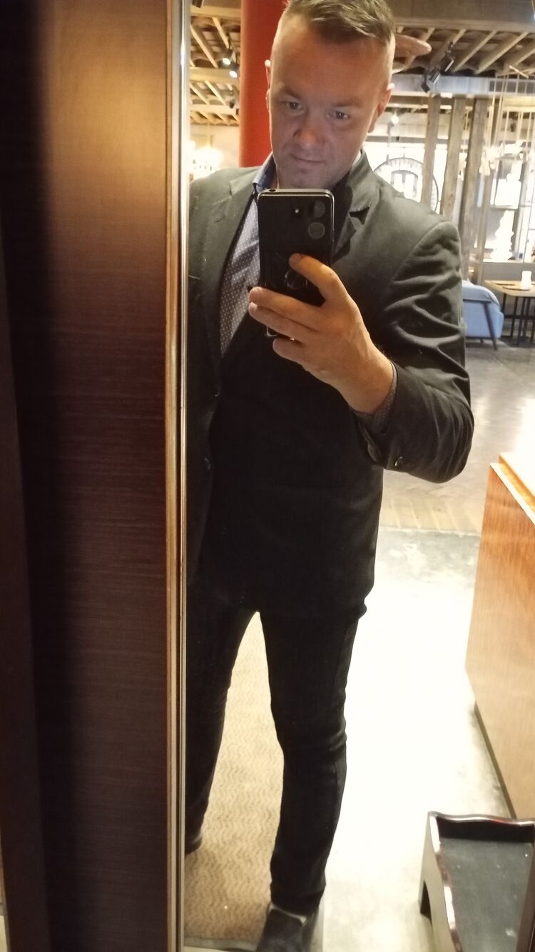  47911604  , 44 ,    