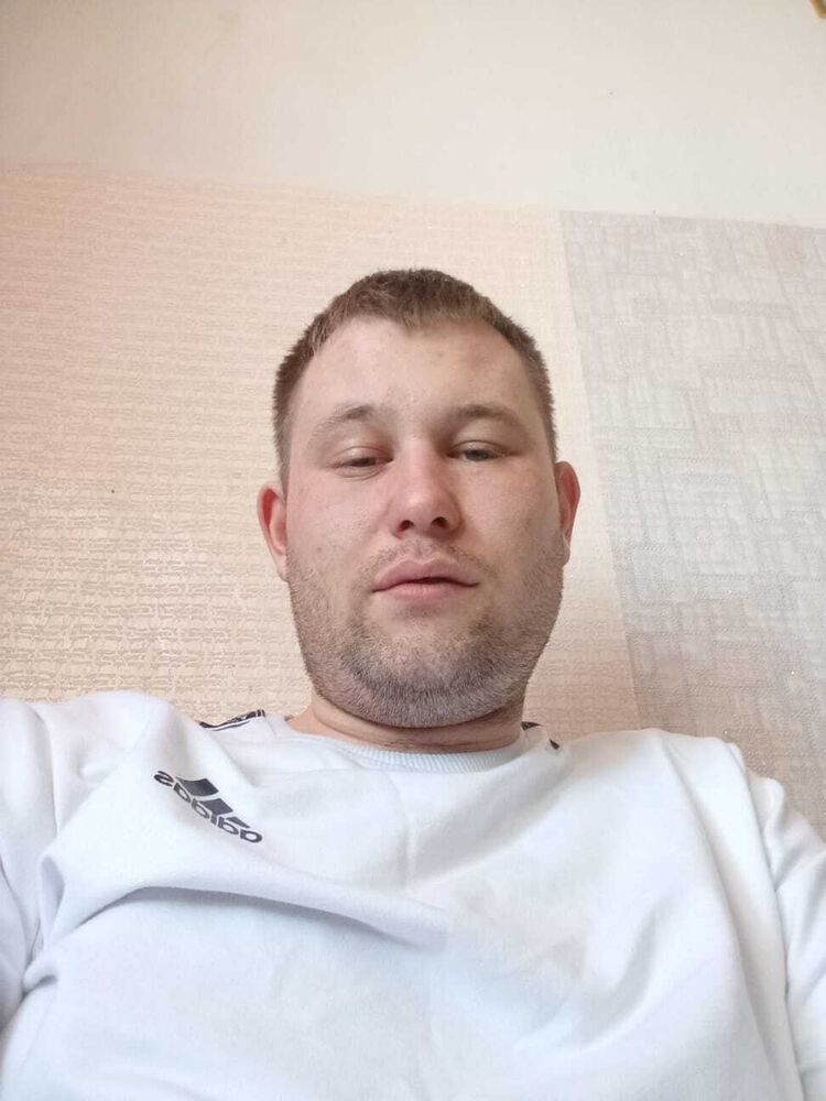  46513744  Artem, 24 ,    Charenton-Le-Pont