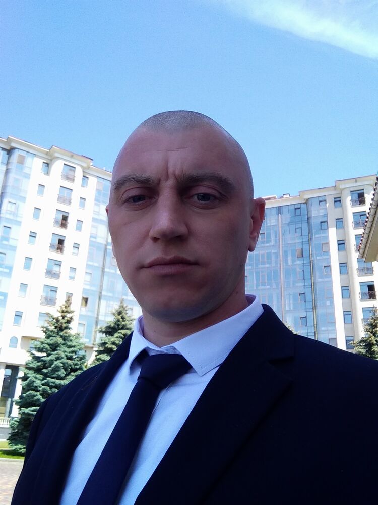  23034654  , 39 ,    Ryki
