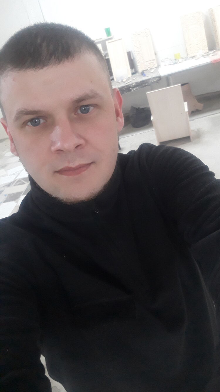  52145624  , 33 ,    