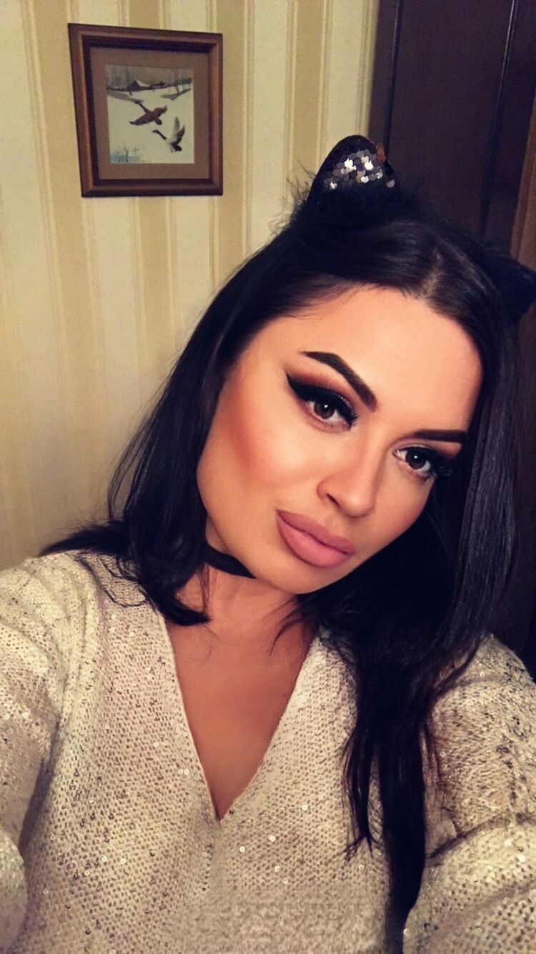  54221734  Regina, 33 ,    -