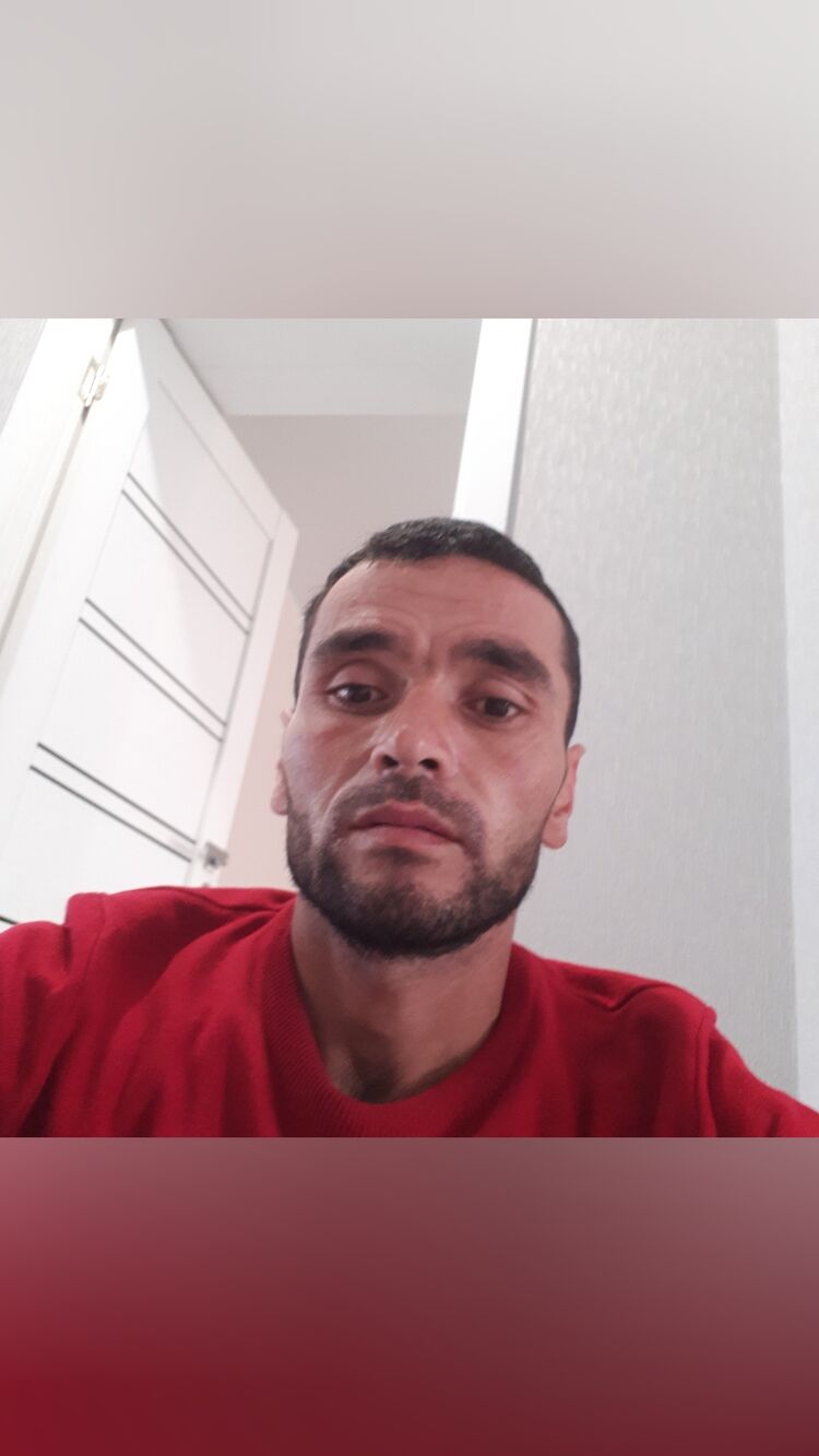  31976974  Zohir, 39 ,    