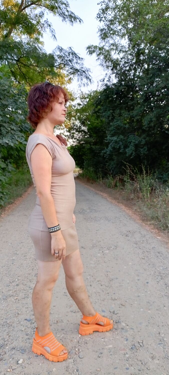  52824904  Valya, 29 ,    