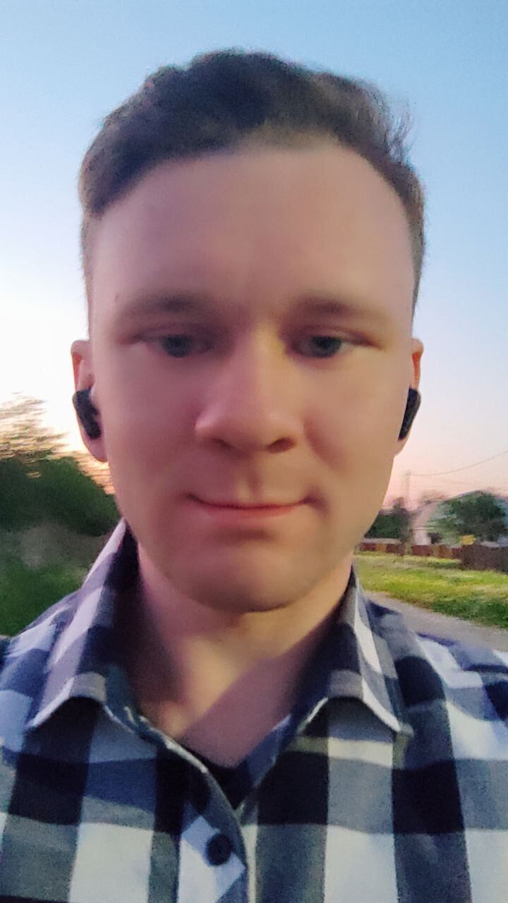  52996684  Numi, 28 ,    