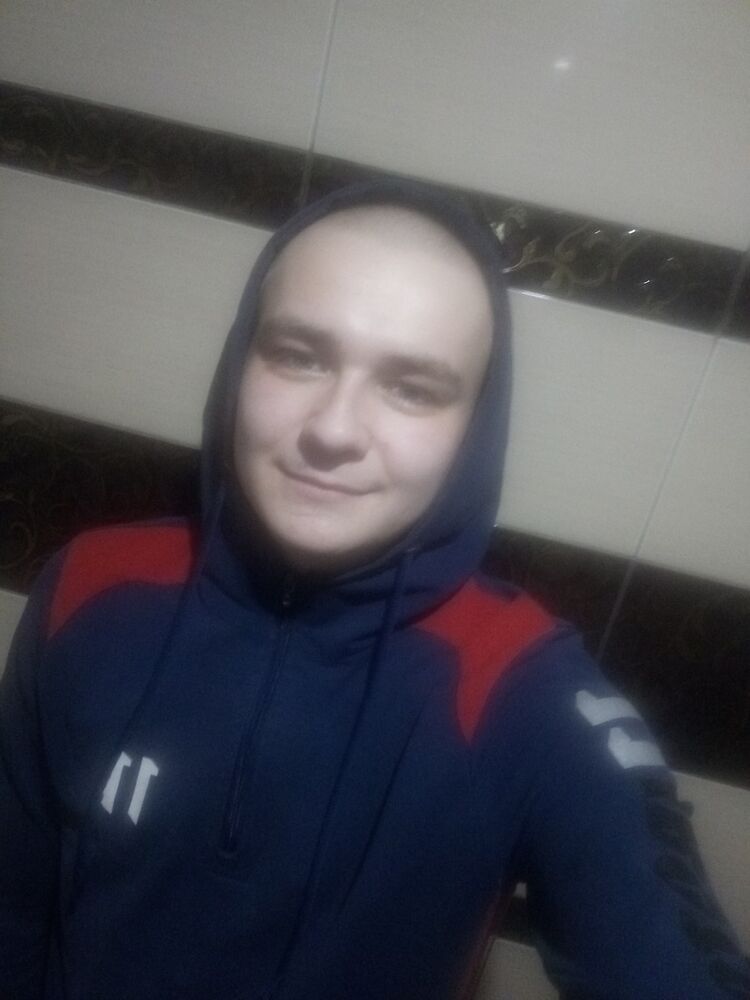  ,   Alex, 30 ,   