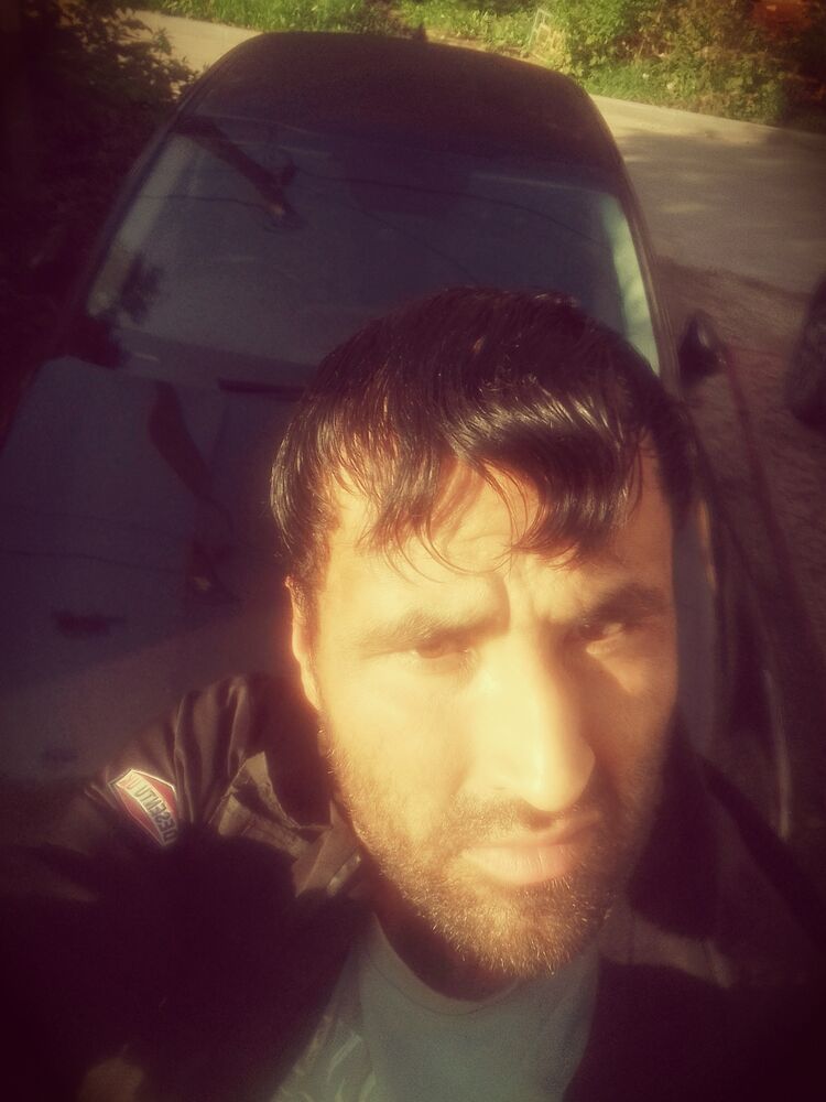  45744734  Elyorbek, 34 ,     