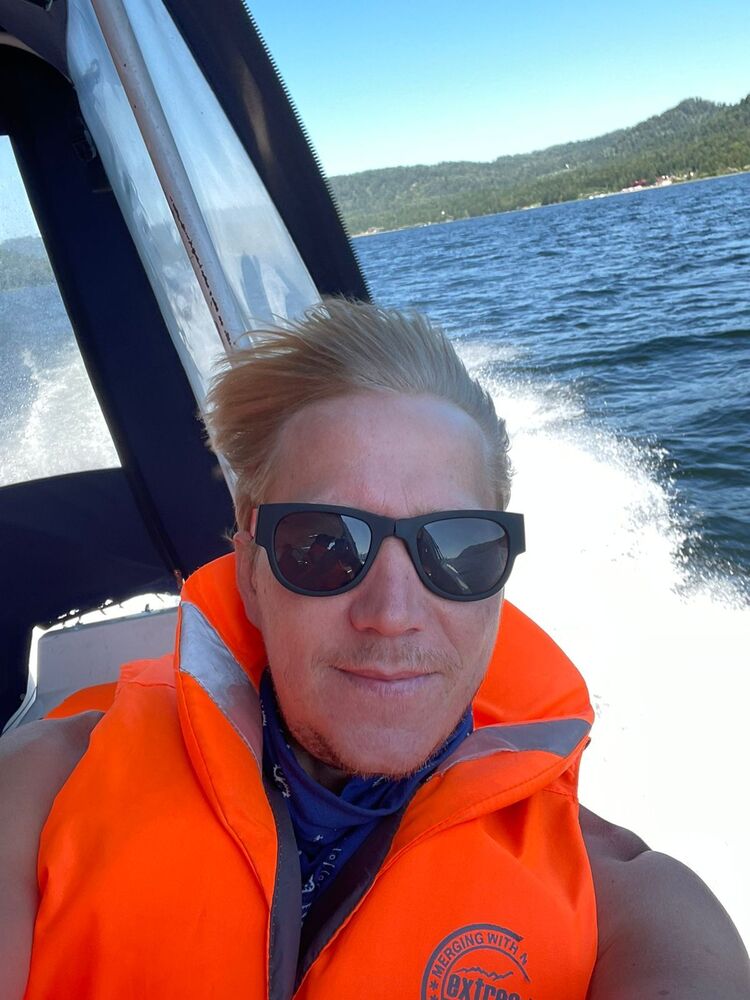  ,   Rudi, 41 ,   ,   