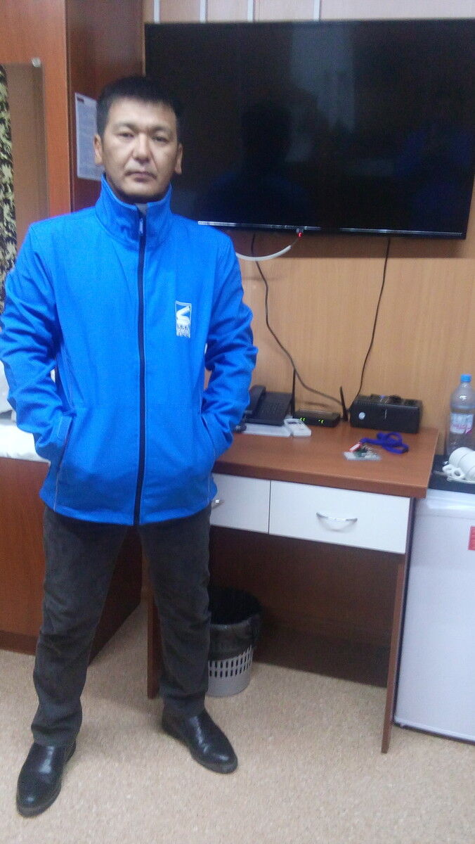  ,   Arman, 44 ,   ,   , c , 