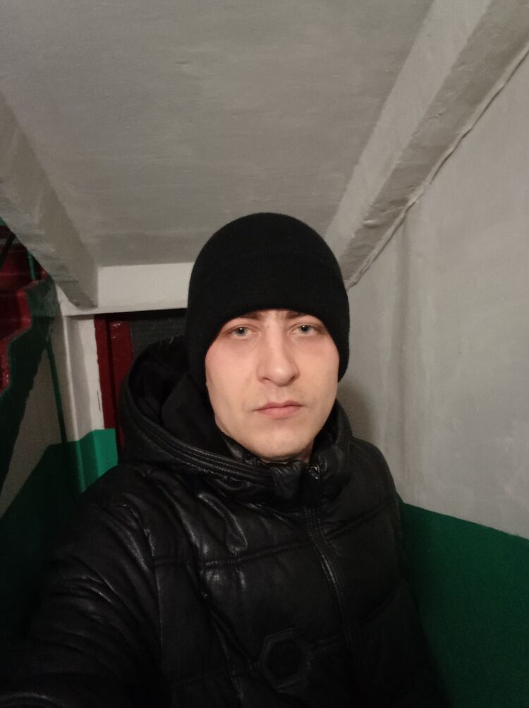  25154164  Dima, 33 ,    