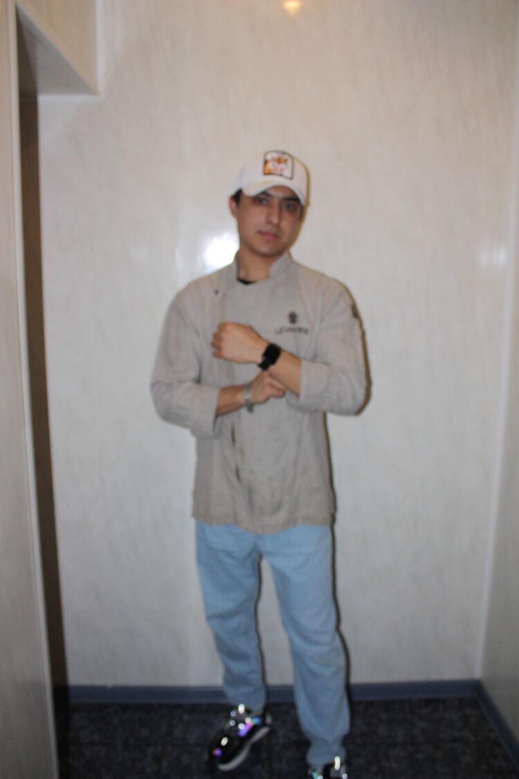  ,   Dean, 24 ,   ,   , c , 