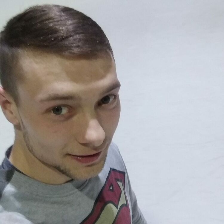  20931414  Roman, 29 ,    