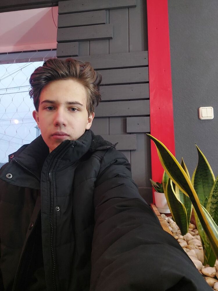  47982914  , 19 ,    