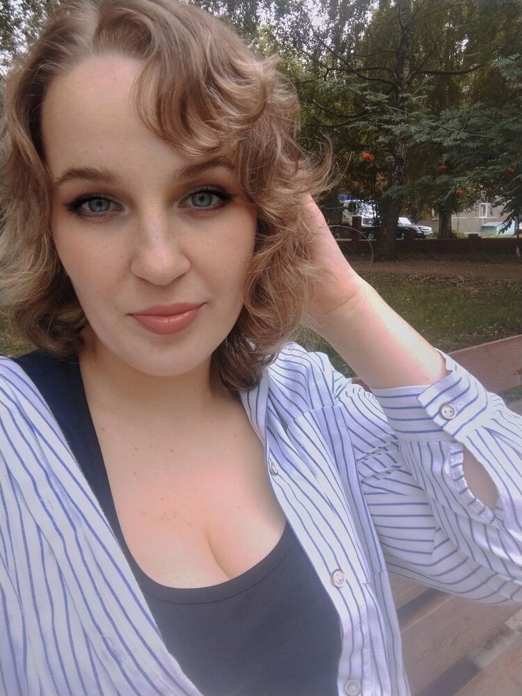  ,   Anastasia, 31 ,   ,   