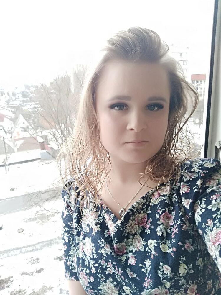  ,   Lena, 27 ,   ,   , c 