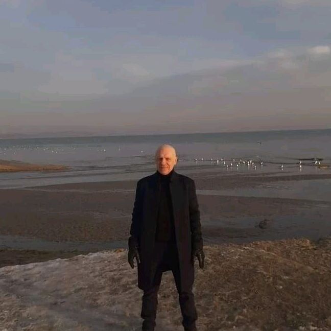  52321324  Sergey, 55 ,    