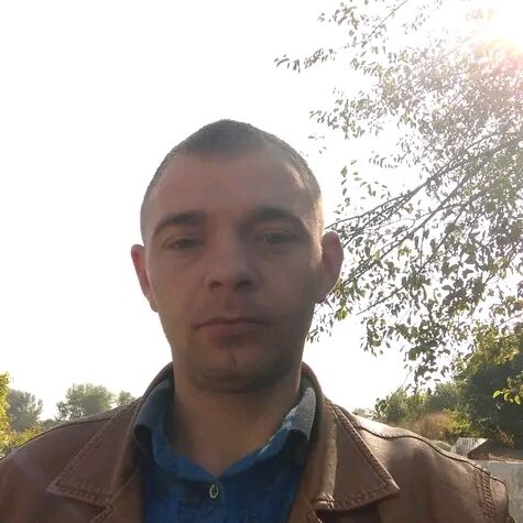  42129444  , 33 ,    
