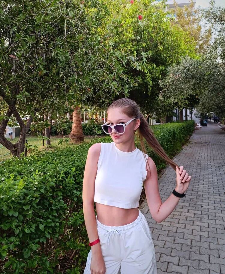  -,   , 19 ,   ,   , c , 