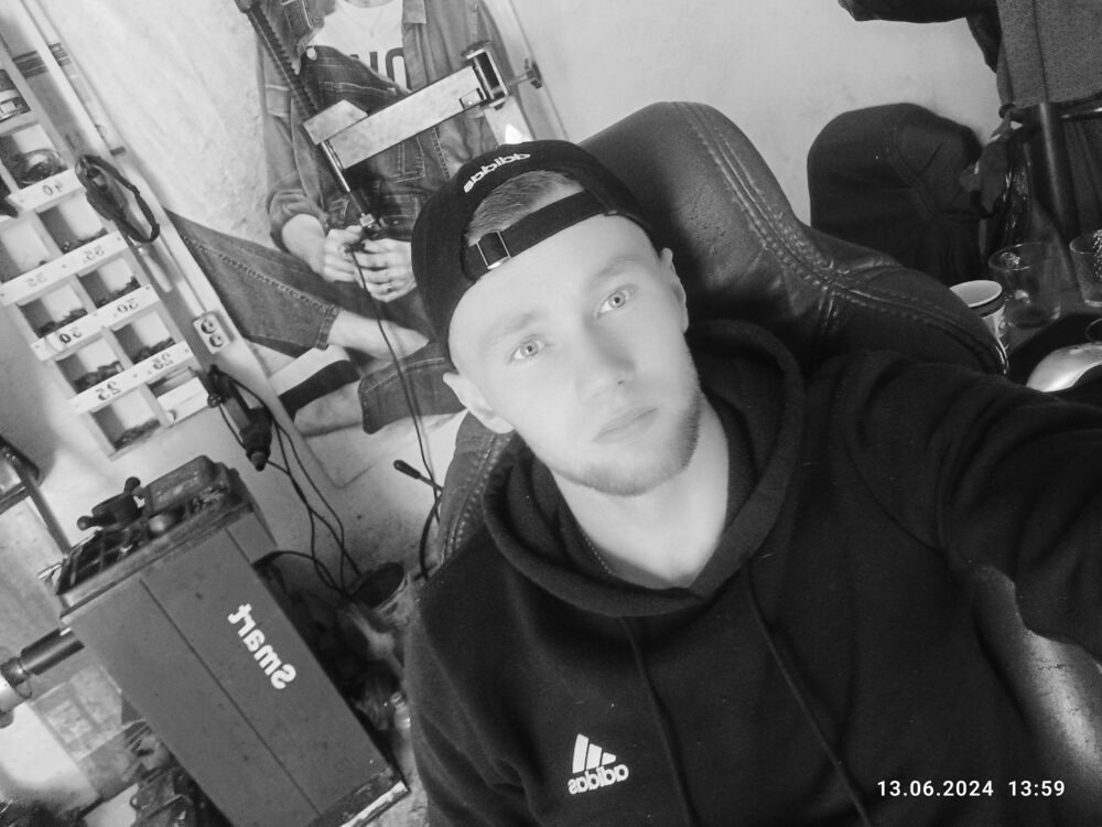 ���� 44693034 ����� Victor, 25 ���, ���� ���������� � ������