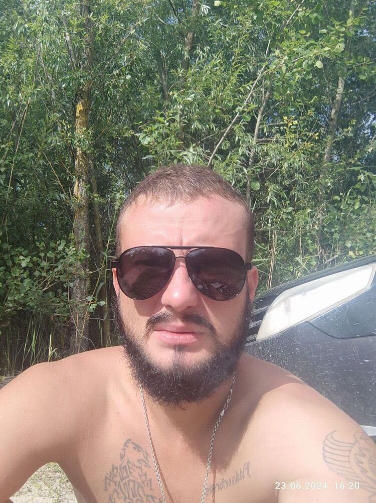  47965674  , 33 ,    