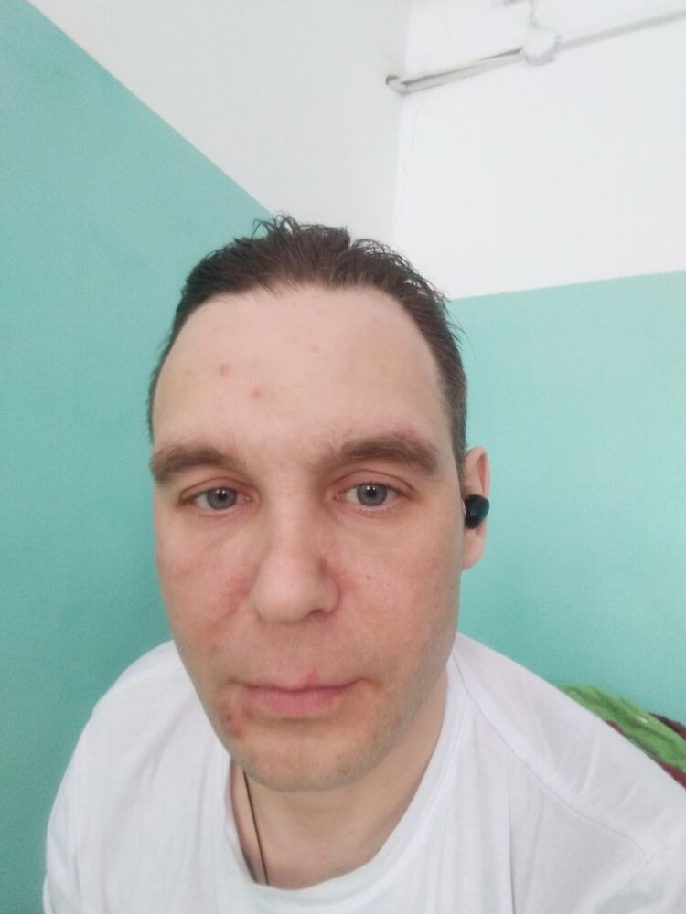  41134684  , 37 ,    