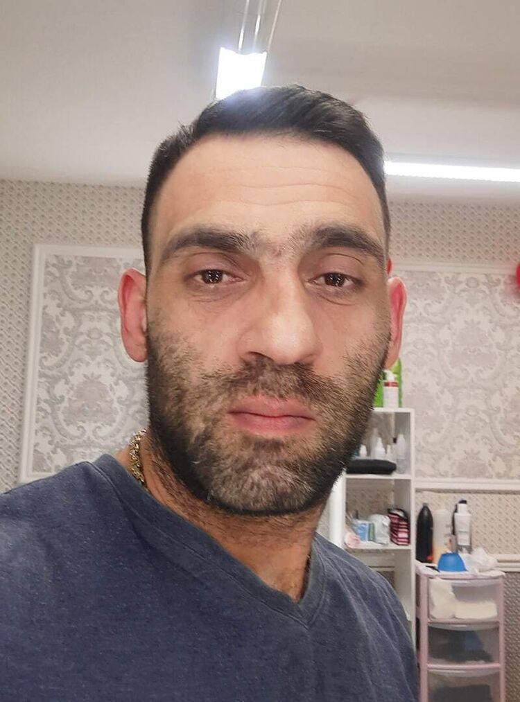  34235644  , 39 ,    