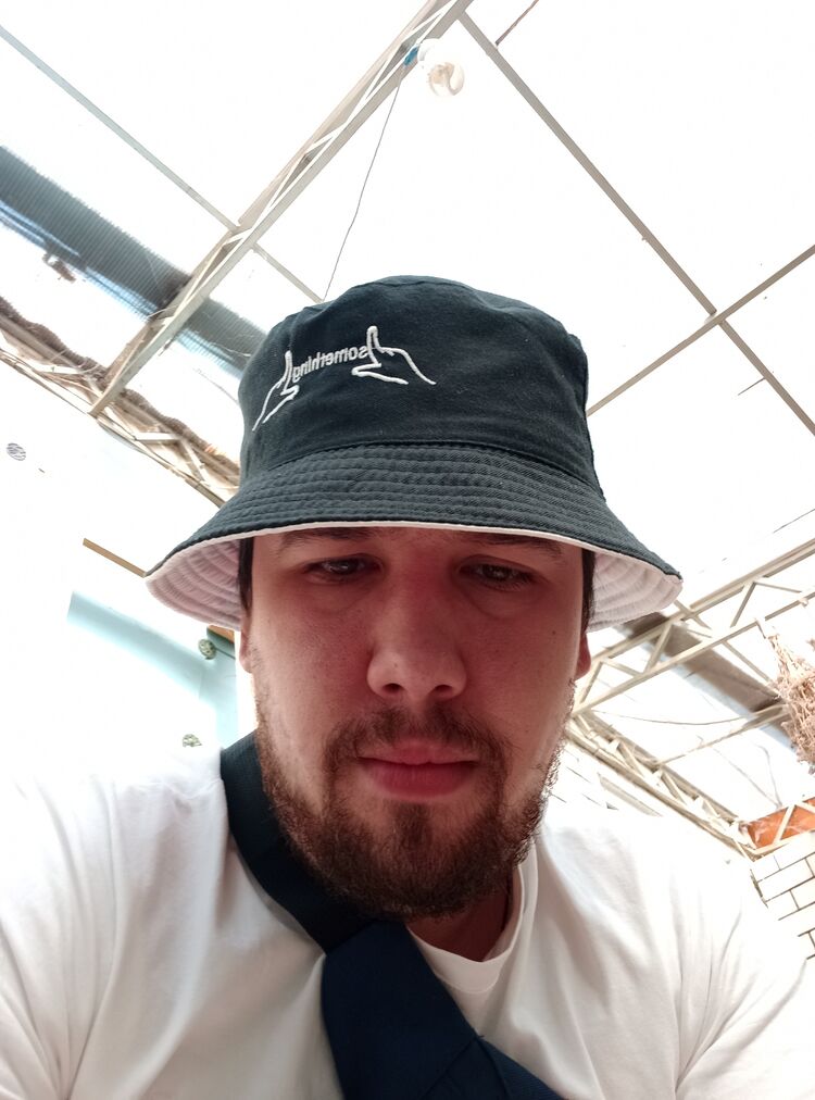  46423354  Vladislav, 27 ,    