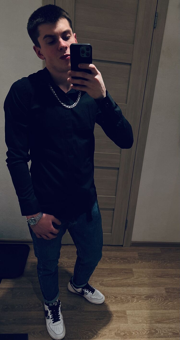  33584534  , 27 ,    -