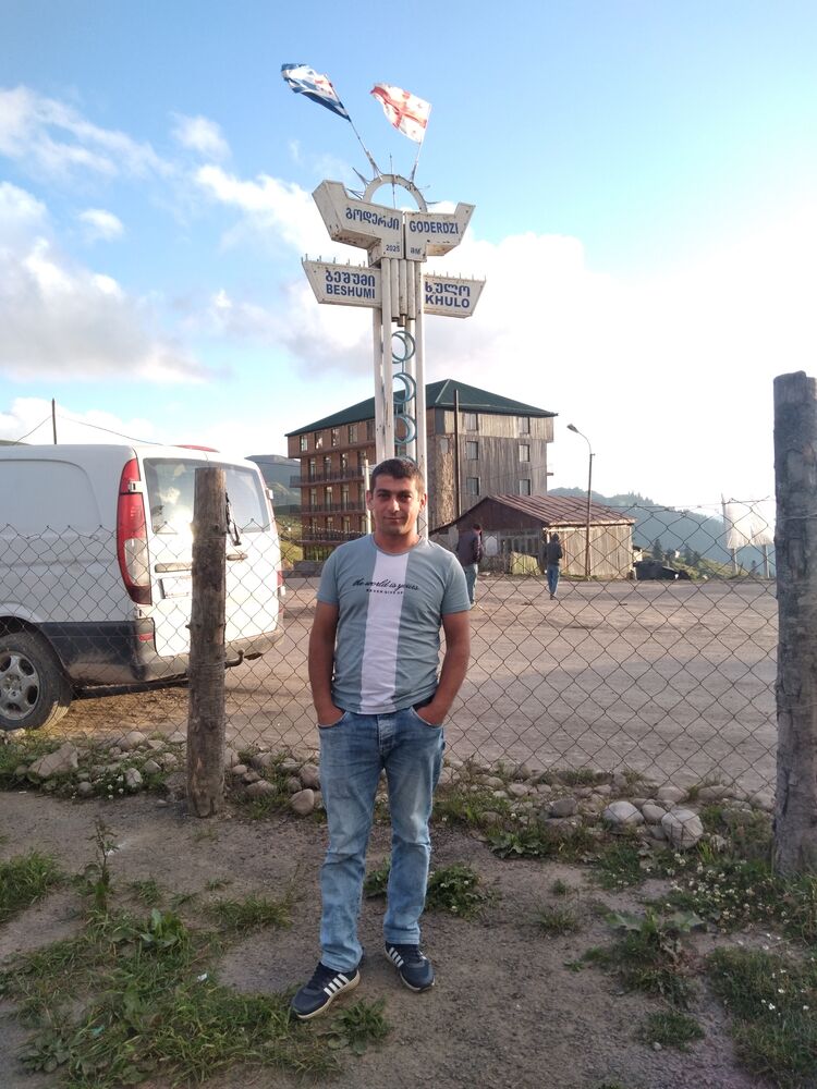  48656584  Mindia, 35 ,    