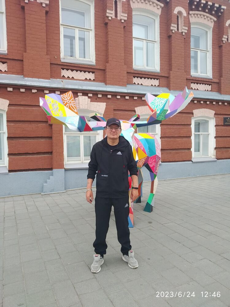  50532554  Yury, 49 ,    