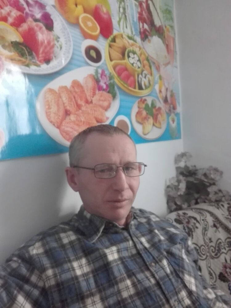  ,   Sanj, 42 ,   ,   , c 