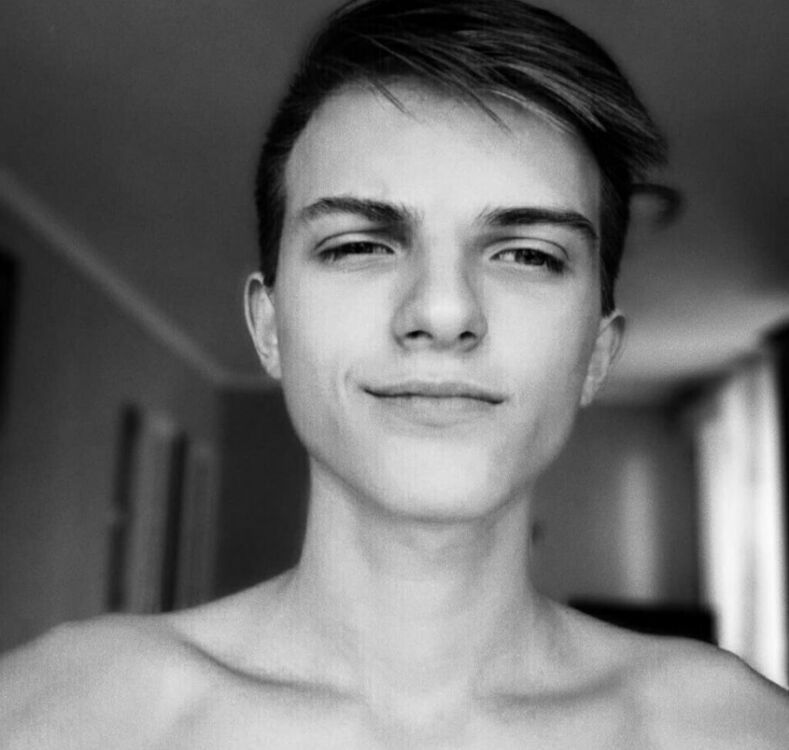 ���� 21055004 ����� ����, 24 ����, ���� ���������� � ���������