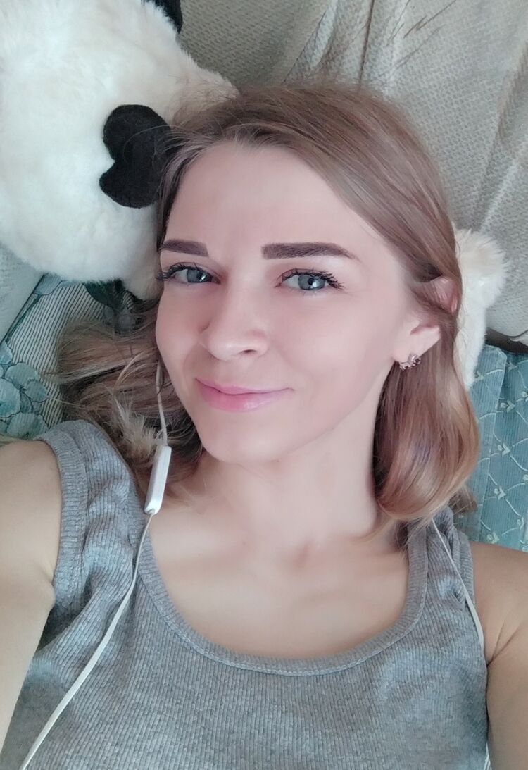  47015684  , 32 ,    