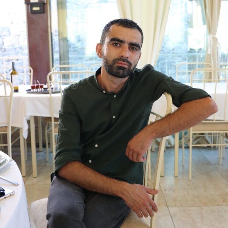  ,   Styop, 33 ,   ,   