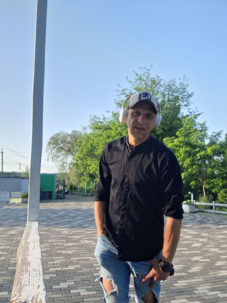  ,   Tolyachik, 37 ,   ,   