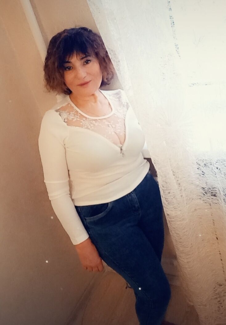  52747784  Regina, 53 ,    