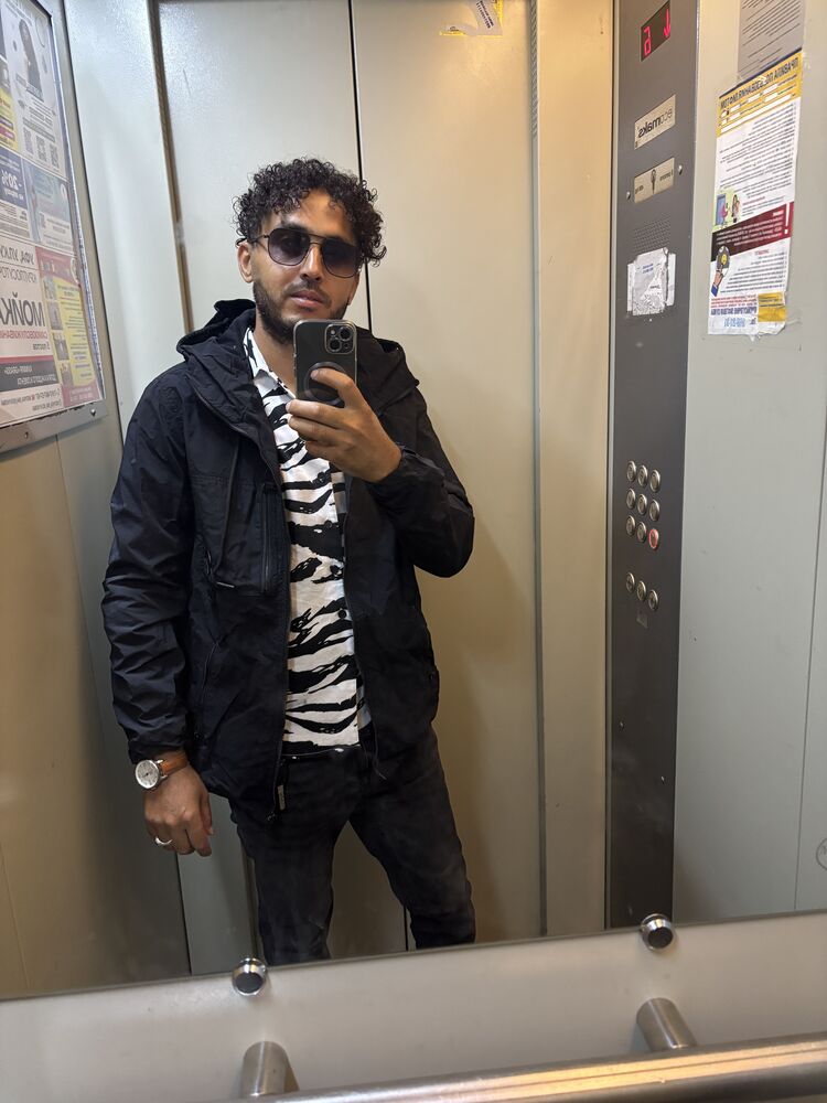  ,   Massimo, 34 ,   ,   , c , 