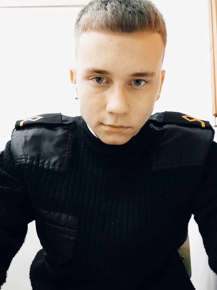  28510874  , 21 ,    