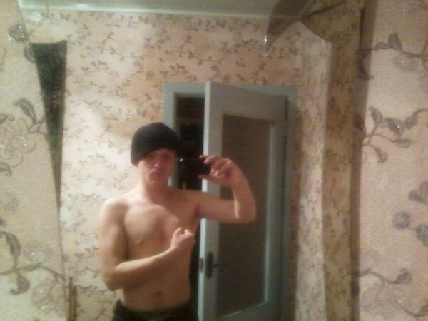  7815784  Maxim, 41 ,    -