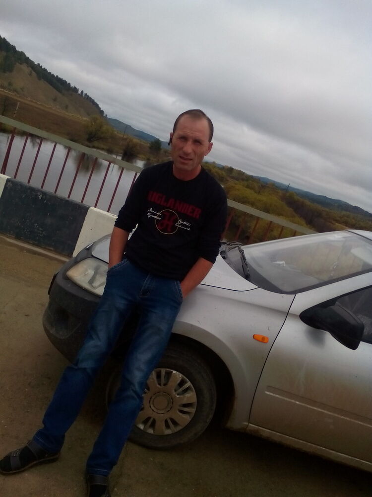  8209004  Sergei, 51 ,    