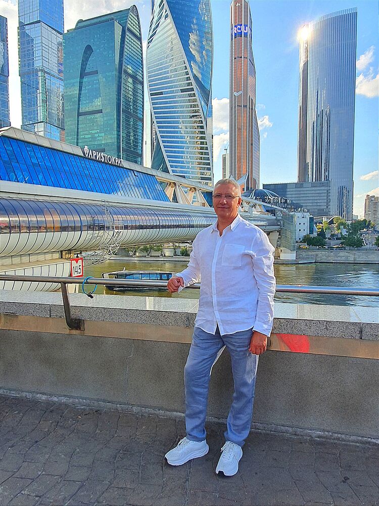 ���� 48900384 ������� ������, 61 ���, ���� ���������� � �����������