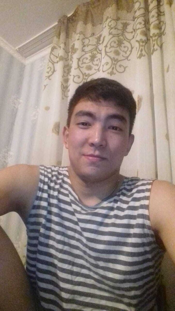  ,   Azat, 35 ,   