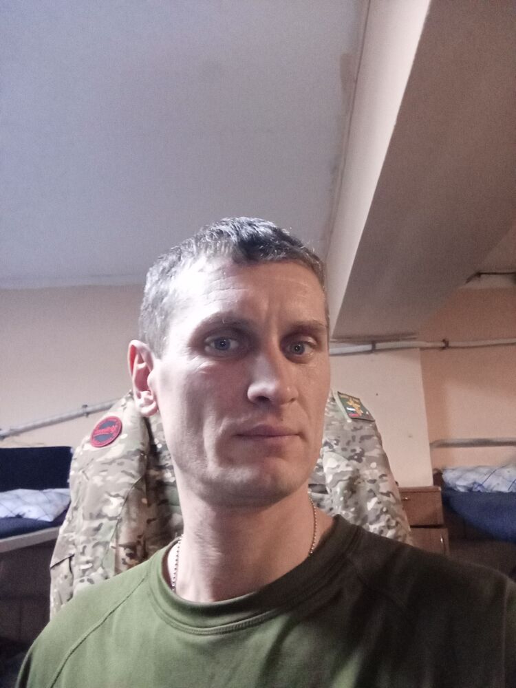  48169404  , 43 ,    