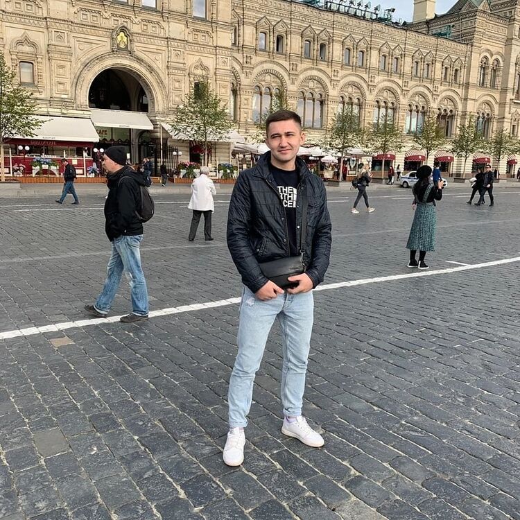  18338814  , 31 ,    -