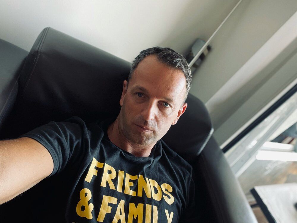  ,   GG, 45 ,   ,   , c 